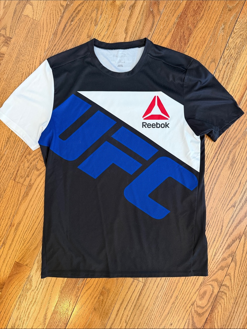 Reebok Men’s UFC Performance Ring Walk Jersey